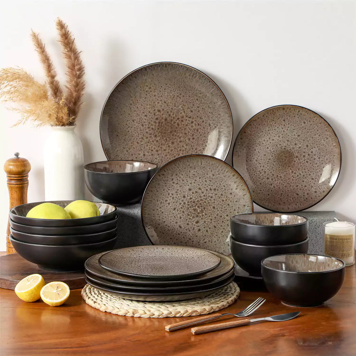 Easy Host: Choose the Right Dinnerware Set for your May Day Party