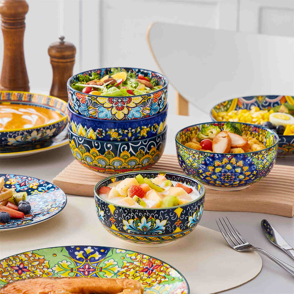 24-Piece Porcelain Set With Double-Sided Bohemian Bowls, Combining Style, Durability, And Functionality For Versatile Dining Needs.