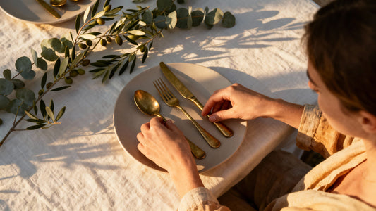 The Lasting Influence of Y2K Aesthetics on Ceramic Tableware