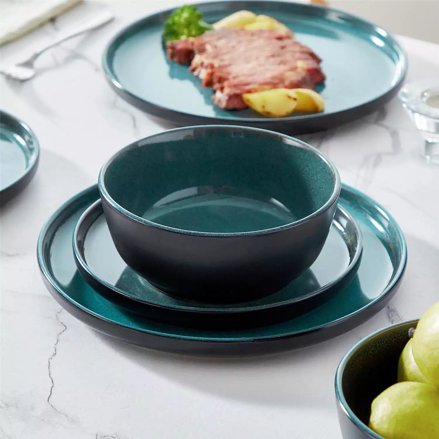 Luinarc Set di stoviglie Carine, 12 pezzi, colore: nero Luinarc Set di stoviglie Carine, 12 pezzi, colore: nero