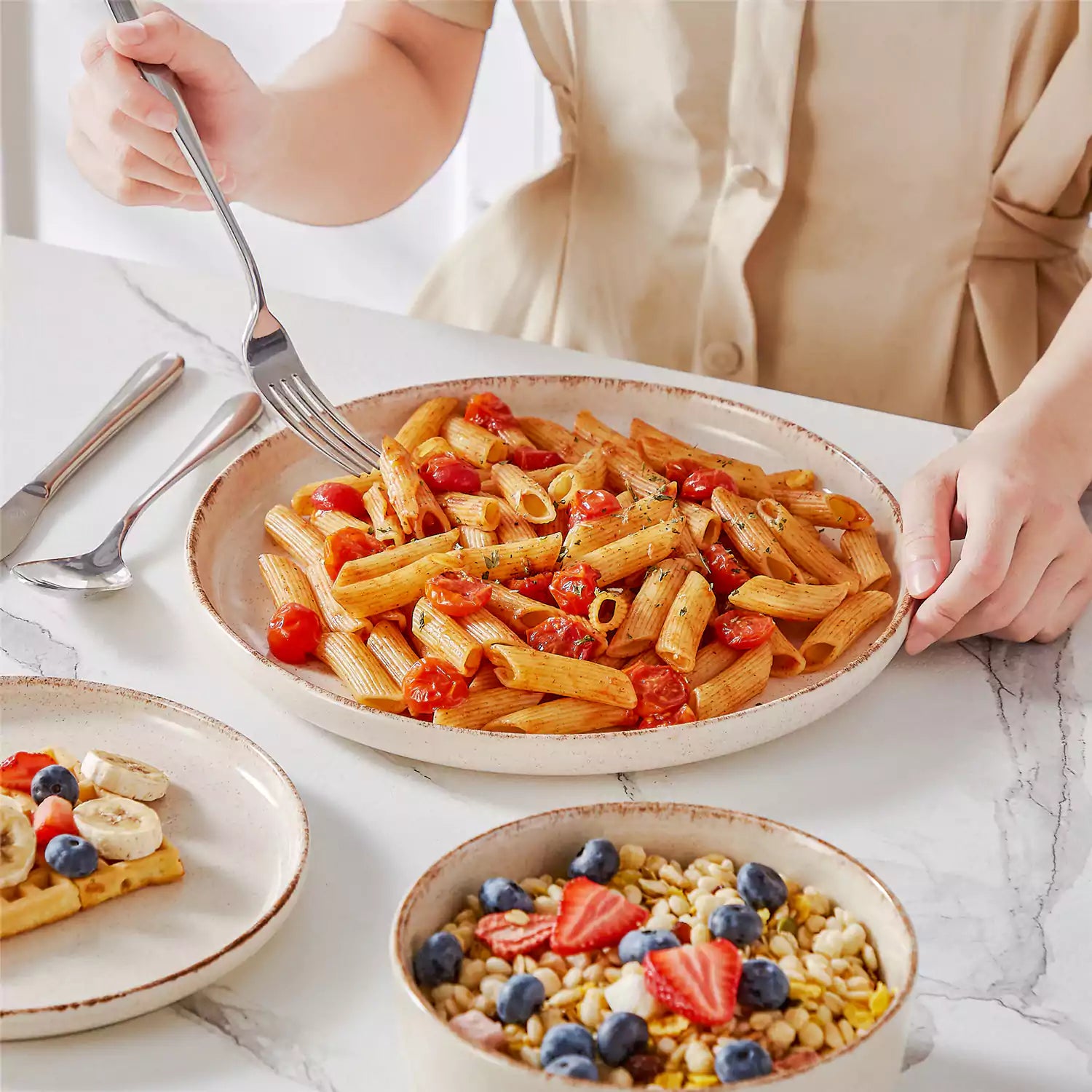 Plays 18-piece stoneware dinnerware set with steak and vegetables on marble table - featuring sandy speckled plates and bowls with brown rims-vancasso