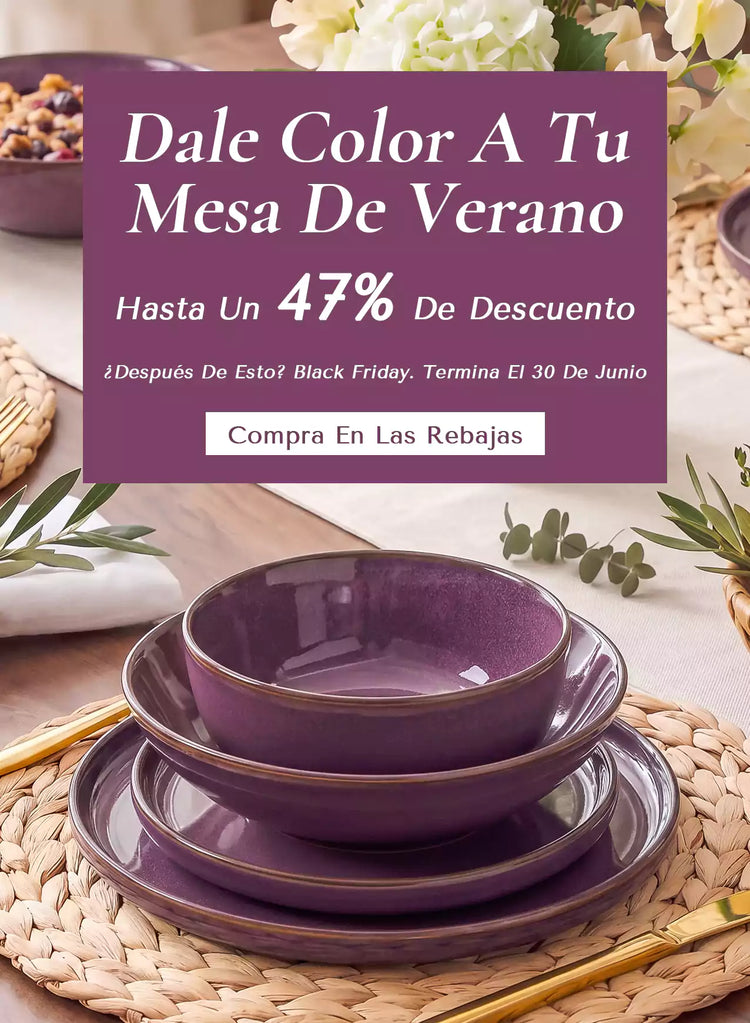 Montaje de mesa Sata en gres morado con acabado de esmalte reactivo artesanal realzado con hortensias blancas y follaje de eucalipto