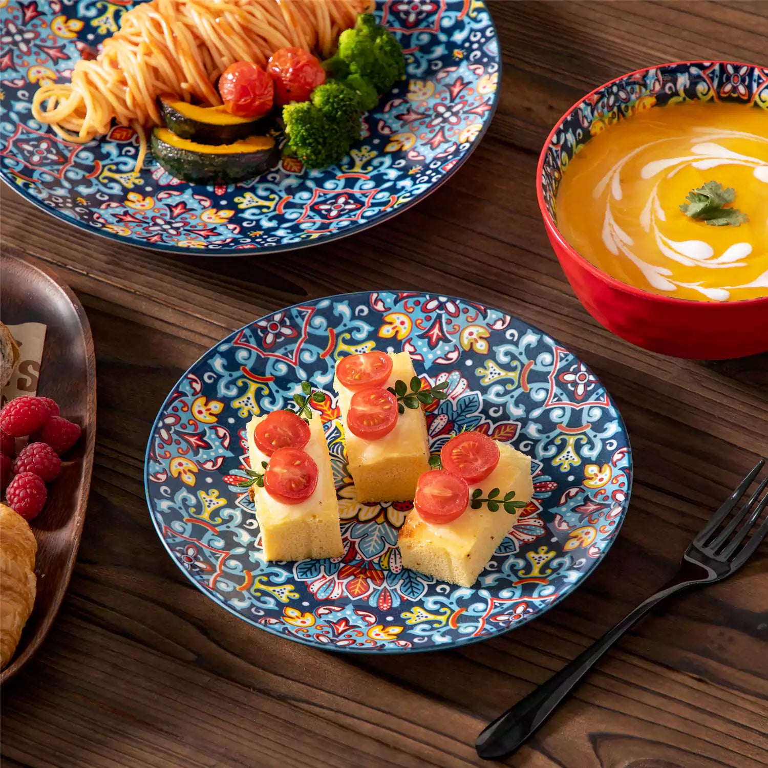 Simi 12 Piece Porcelain Dinnerware Set with Single-Side Boho Print