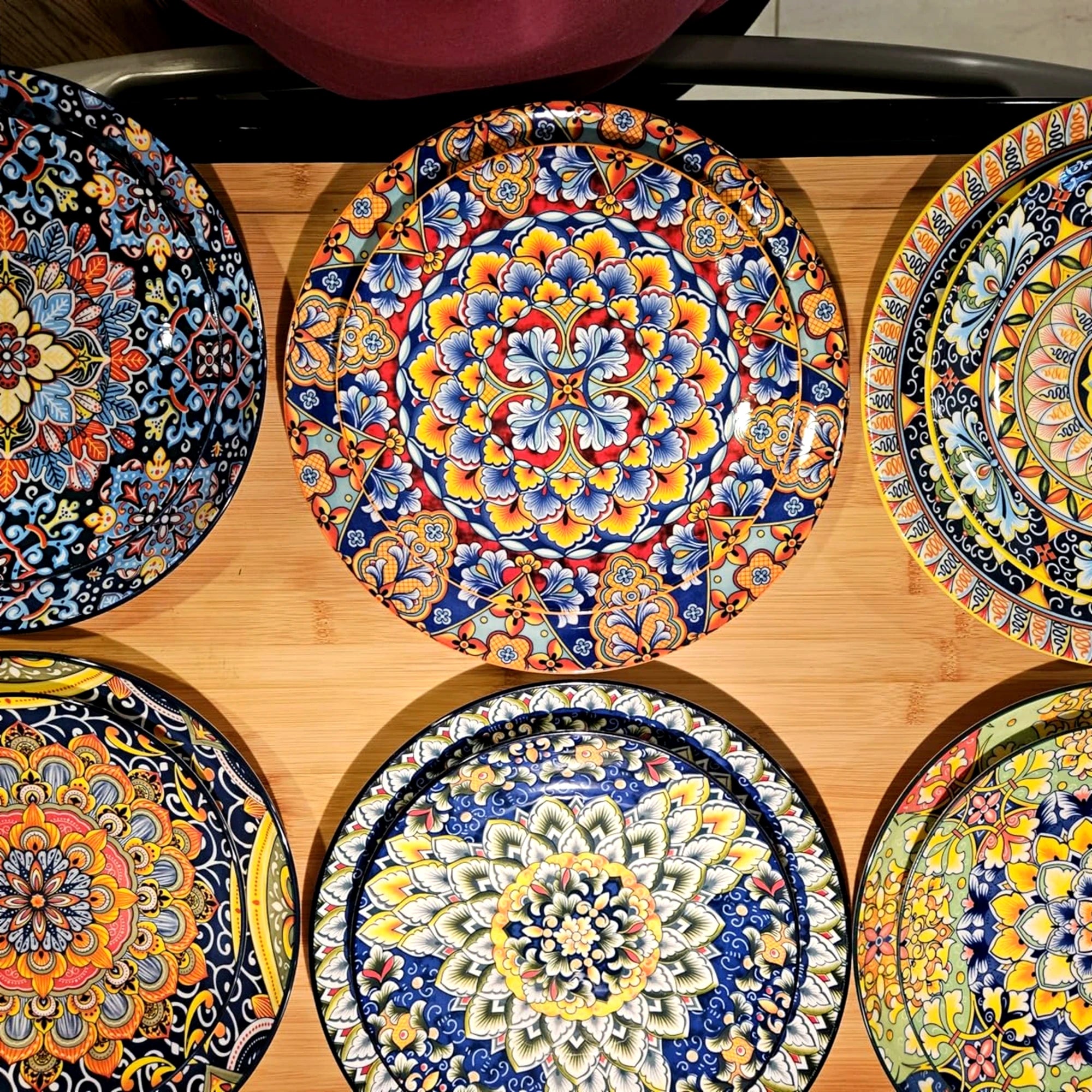 vancasso Simi 24-Piece Dinnerware Set With Double-Sided Bowls, Showcasing Vibrant Bohemian Patterns For An Elegant And Versatile Table Setting.