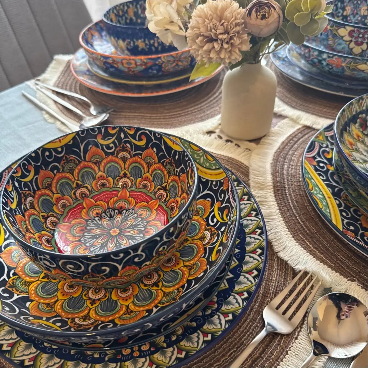 vancasso Simi 24-Piece Dinnerware Set With Double-Sided Bowls, Showcasing Vibrant Bohemian Patterns For An Elegant And Versatile Table Setting.