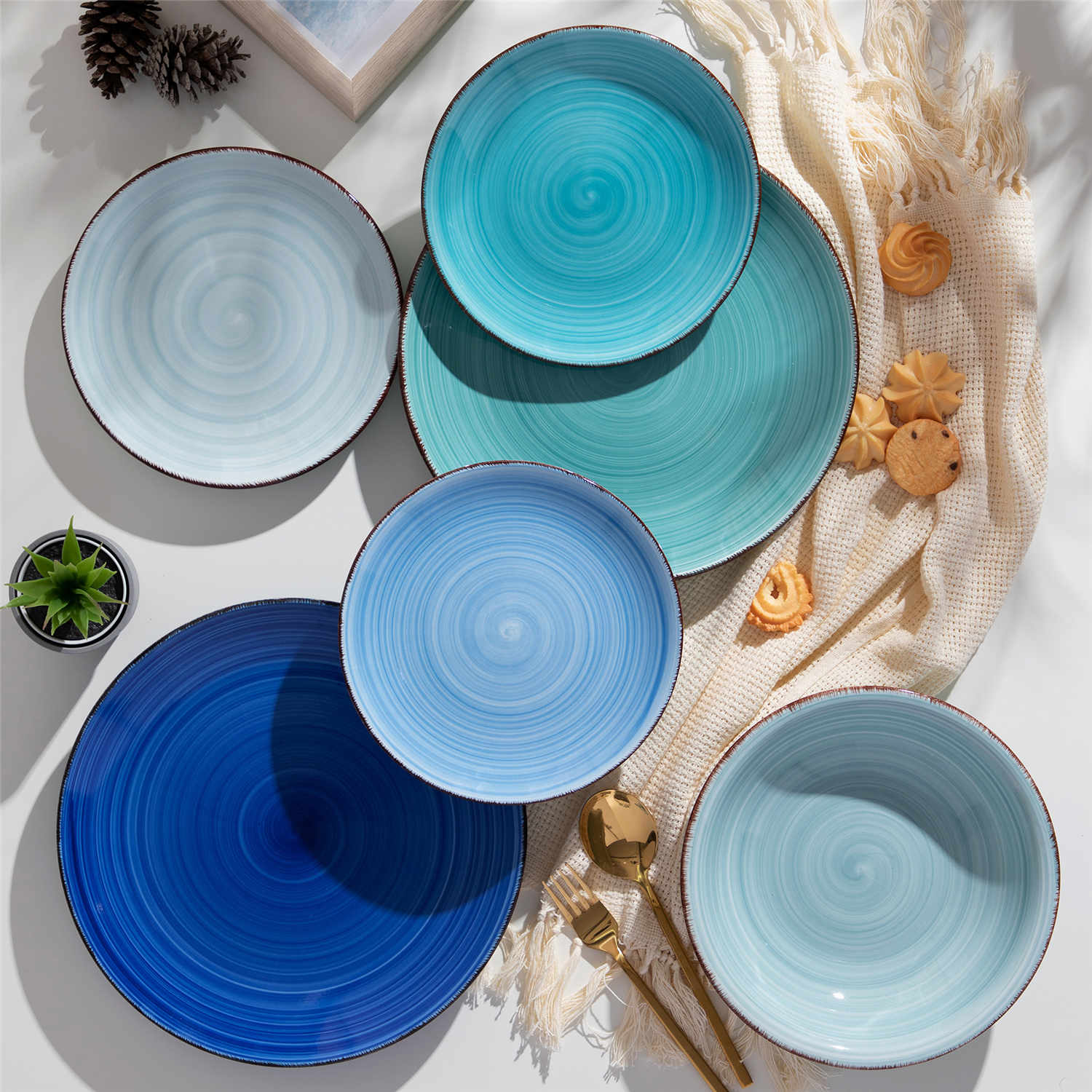 Bonita 18-Piece Stoneware Assorted Colors Dinnerware Set (Service for 6)